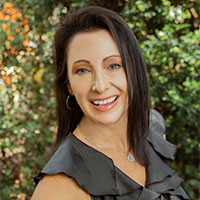 Lisa Sharwood head shot